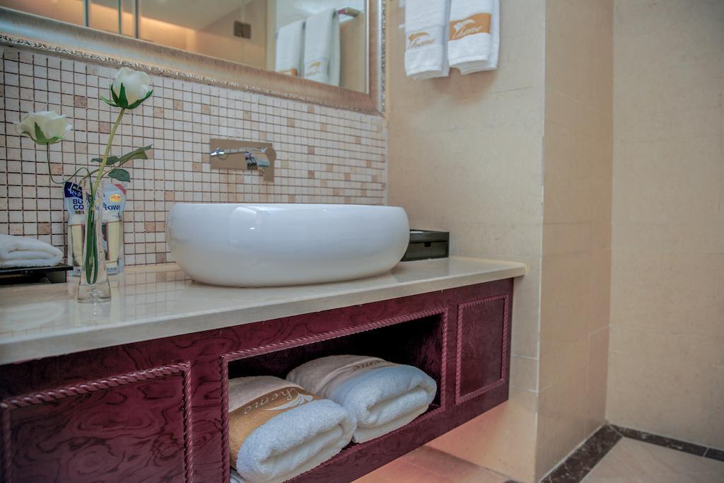 Chengdu Theme Hotel Dış mekan fotoğraf